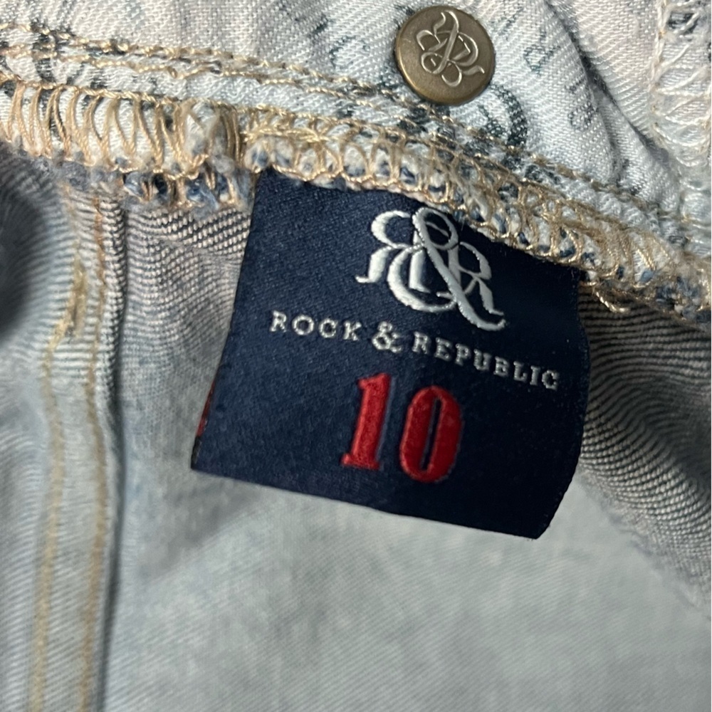 Rock & Republic Blue Straight Leg Jeans Distressed - Picture 6 of 6